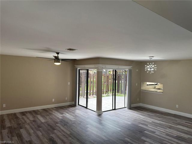621 SE 12th AVE 118, Cape Coral, FL 33990