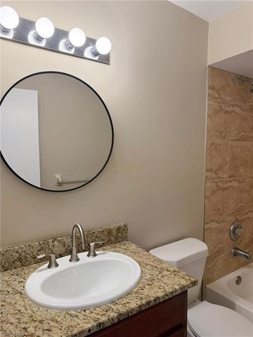 621 SE 12th AVE 118, Cape Coral, FL 33990