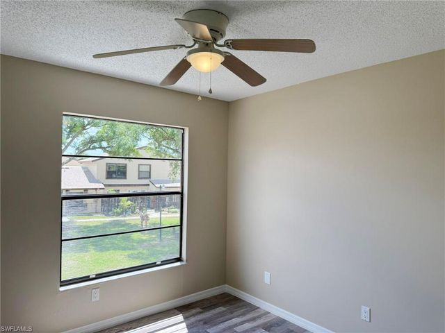 621 SE 12th AVE 118, Cape Coral, FL 33990