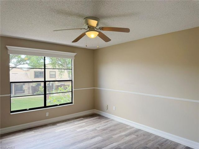 621 SE 12th AVE 118, Cape Coral, FL 33990