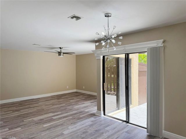 621 SE 12th AVE 118, Cape Coral, FL 33990