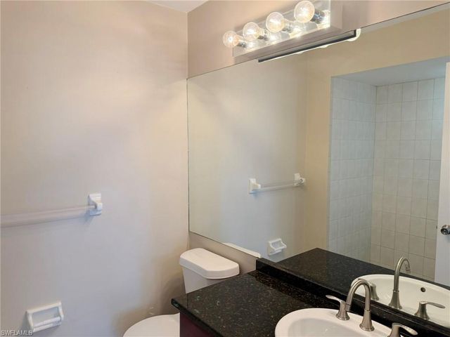 621 SE 12th AVE 118, Cape Coral, FL 33990