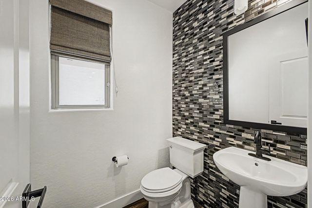 8251 E Impala Avenue, Mesa, AZ 85209