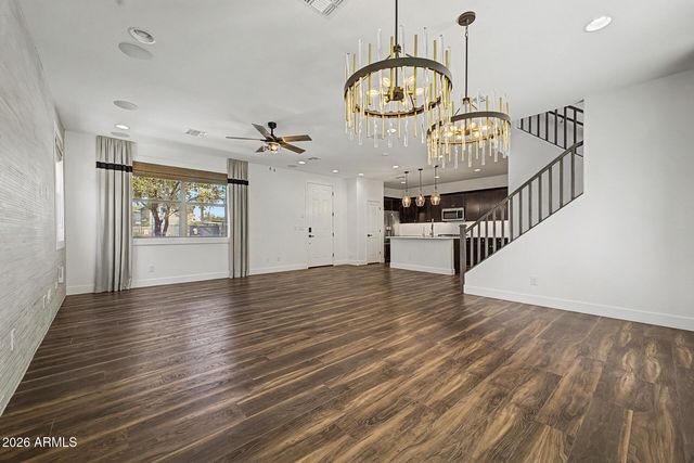8251 E Impala Avenue, Mesa, AZ 85209