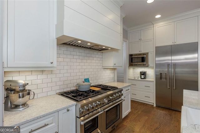 317 Riversedge Drive, Atlanta, GA 30339