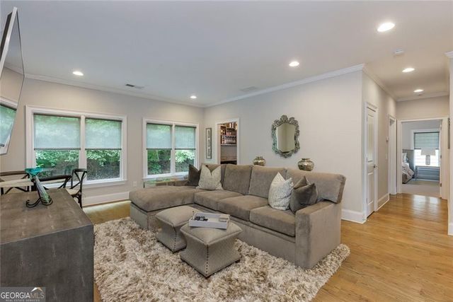 317 Riversedge Drive, Atlanta, GA 30339