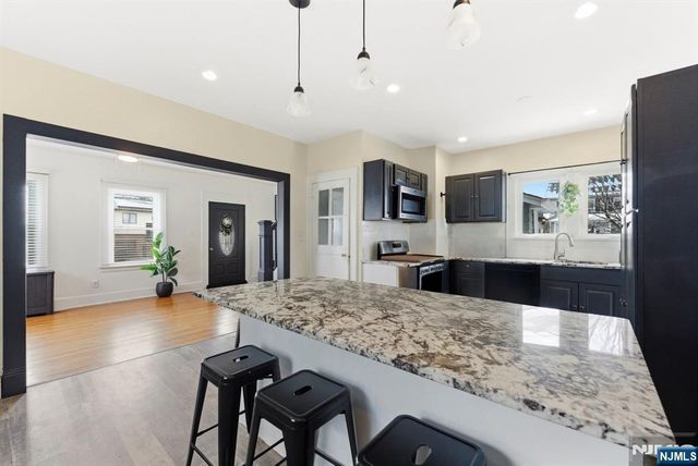 970 Lorraine Avenue, Union, NJ 07083