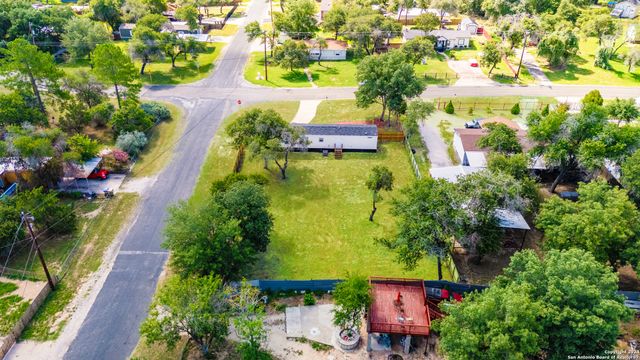 4719 waterwood pass, Elmendorf, TX 78112