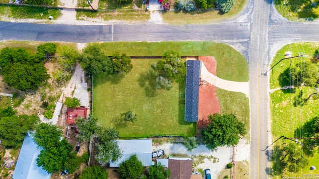 4719 waterwood pass, Elmendorf, TX 78112