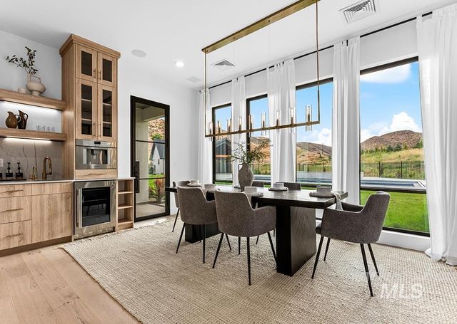 6162 N High Valley Way, Boise, ID 83714