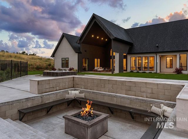 6162 N High Valley Way, Boise, ID 83714