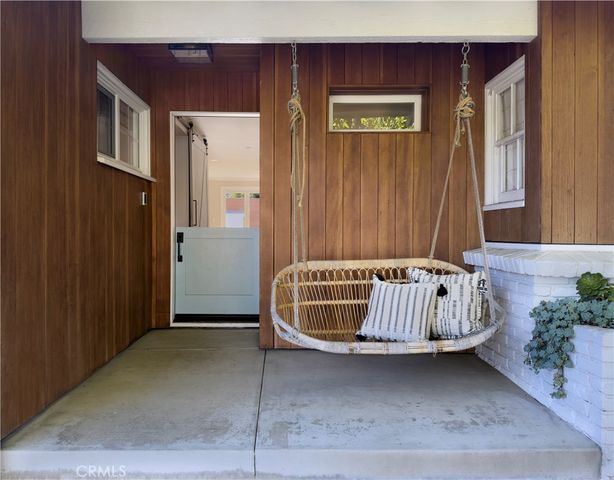 389 Mira Loma, Costa Mesa, CA 92627