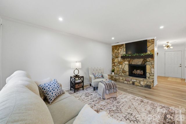 7613 Mariner Cove Drive, Cornelius, NC 28031