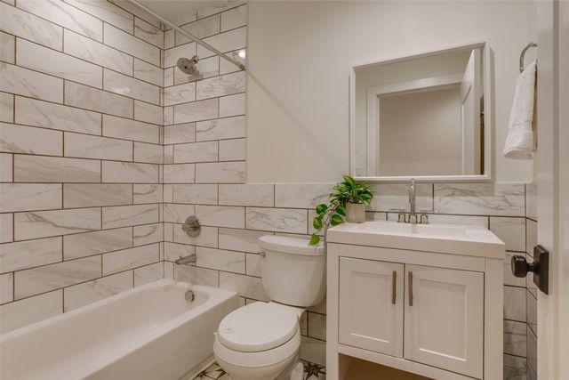 1630 Ramsey Avenue, Dallas, TX 75216