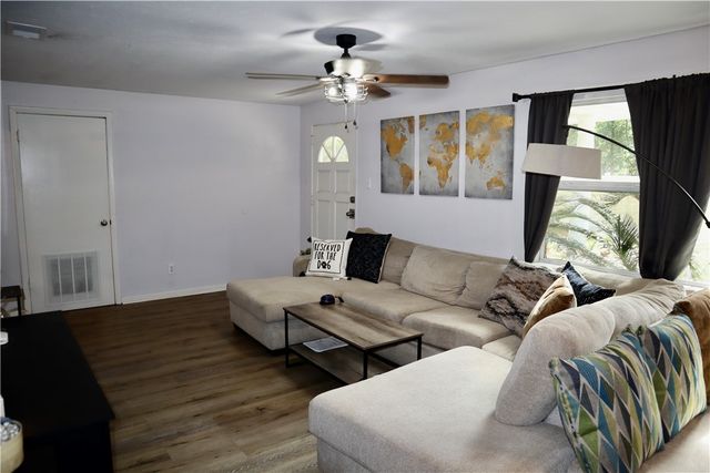 111 Davis Street, St Marys, GA 31558