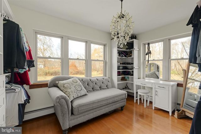 451 PINE SWAMP RD, Elverson, PA 19520