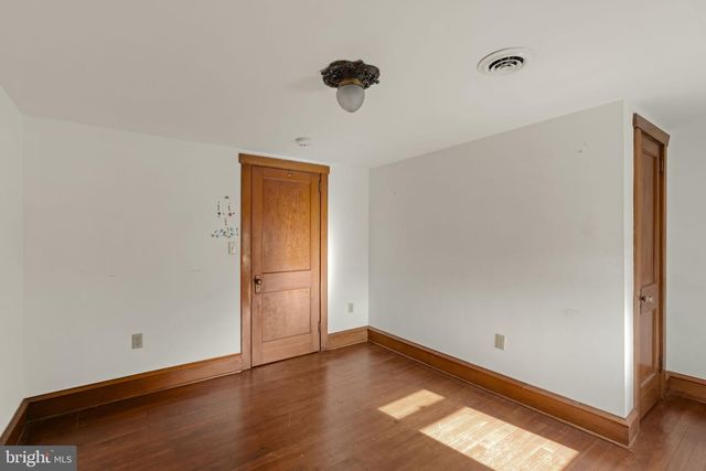 451 PINE SWAMP RD, Elverson, PA 19520