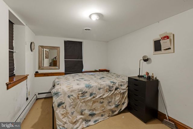 451 PINE SWAMP RD, Elverson, PA 19520