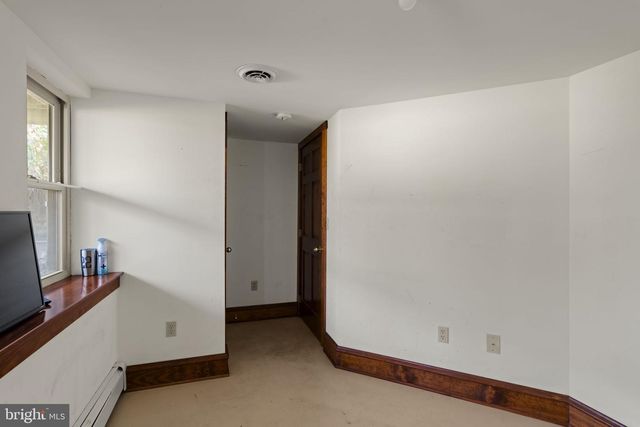 451 PINE SWAMP RD, Elverson, PA 19520