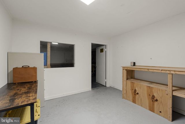 451 PINE SWAMP RD, Elverson, PA 19520