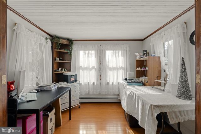 451 PINE SWAMP RD, Elverson, PA 19520