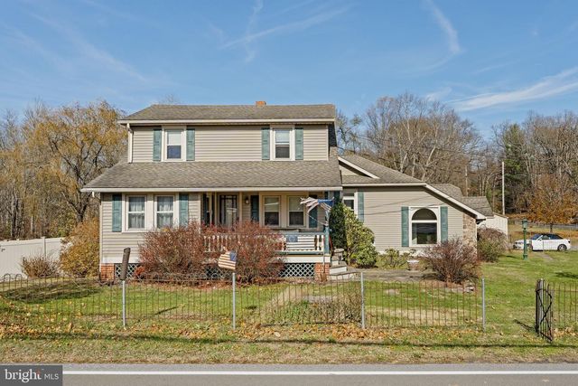 451 PINE SWAMP RD, Elverson, PA 19520