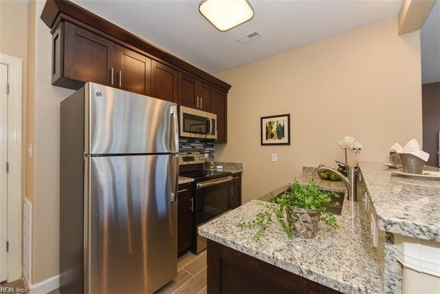 834 44th St Apt 103, Norfolk, VA 23508