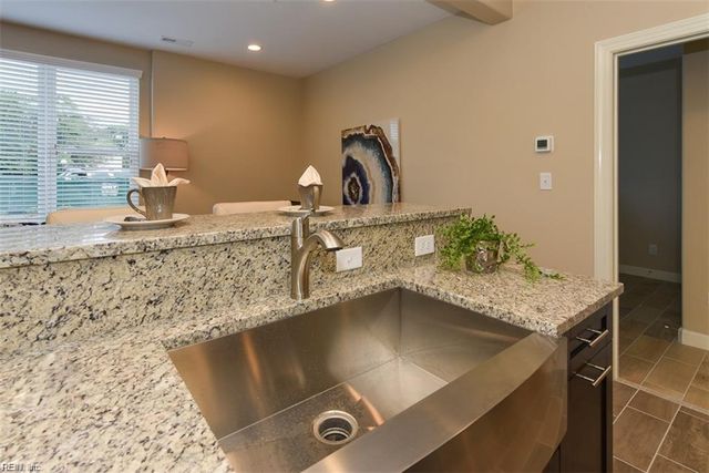 834 44th St Apt 103, Norfolk, VA 23508