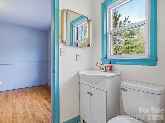 274 Old Haw Creek Road, Asheville, NC 28805