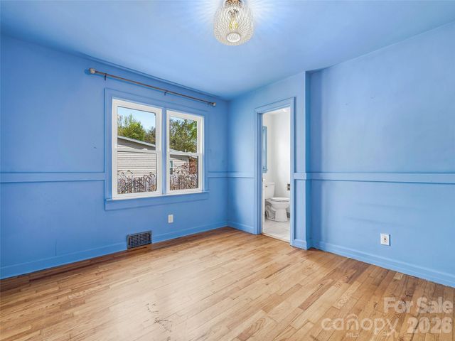 274 Old Haw Creek Road, Asheville, NC 28805