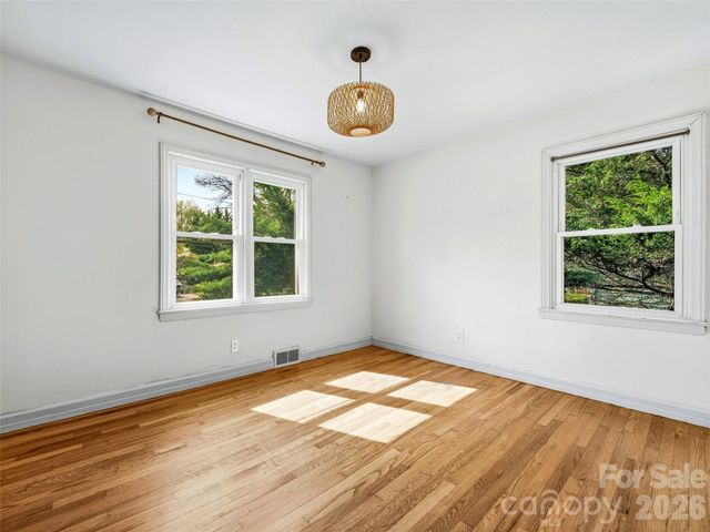 274 Old Haw Creek Road, Asheville, NC 28805