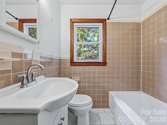 274 Old Haw Creek Road, Asheville, NC 28805