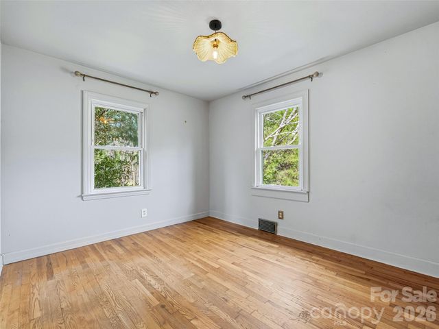 274 Old Haw Creek Road, Asheville, NC 28805