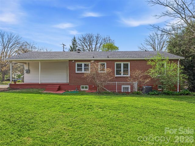 274 Old Haw Creek Road, Asheville, NC 28805
