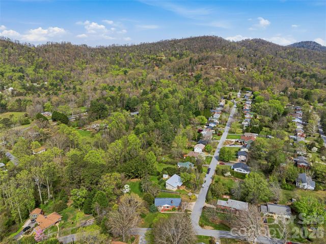 274 Old Haw Creek Road, Asheville, NC 28805