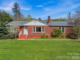 274 Old Haw Creek Road, Asheville, NC 28805