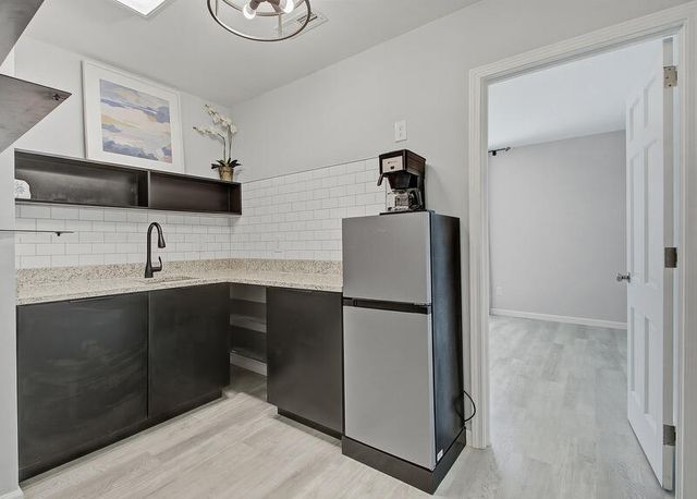 5043 Victoria Avenue, North Charleston, SC 29405