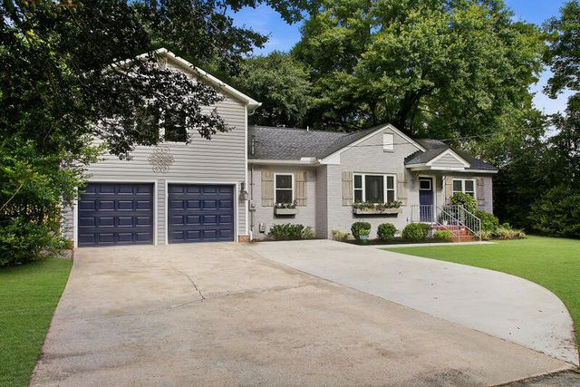 5043 Victoria Avenue, North Charleston, SC 29405
