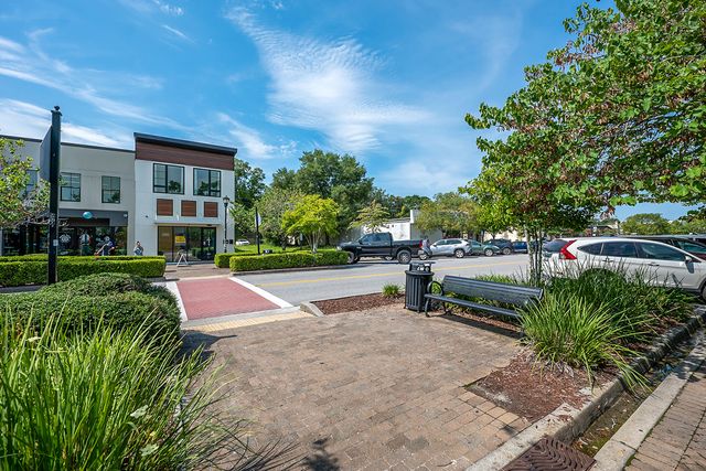 5043 Victoria Avenue, North Charleston, SC 29405