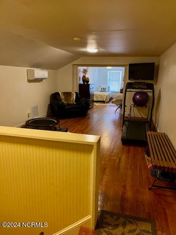 105 Finch Street, Clinton, NC 28328