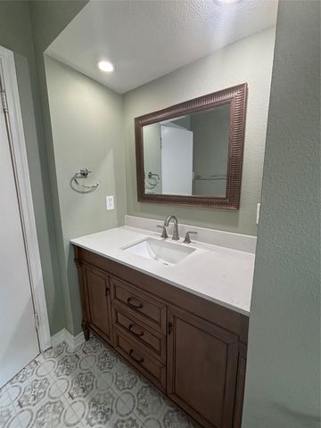 1017 Denton Street, Denton, TX 76201