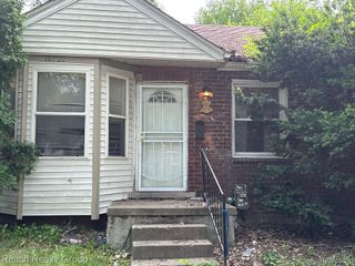 18738 Grandville Avenue, Detroit, MI 48219
