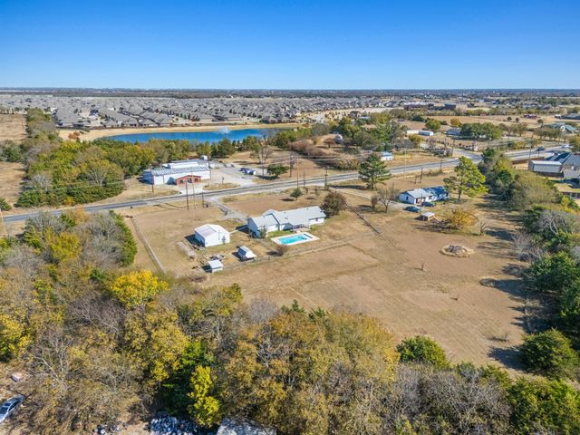 3330 Fm 36 S, Caddo Mills, TX 75135