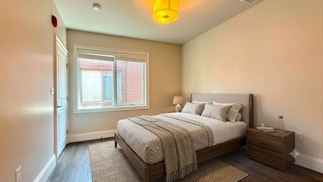 371 Main St 8, Woburn, MA 01801