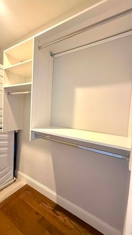 371 Main St 8, Woburn, MA 01801