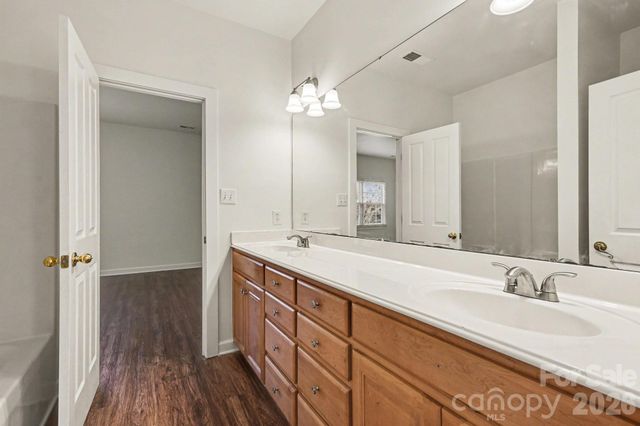 11124 Tradition View Drive, Charlotte, NC 28269