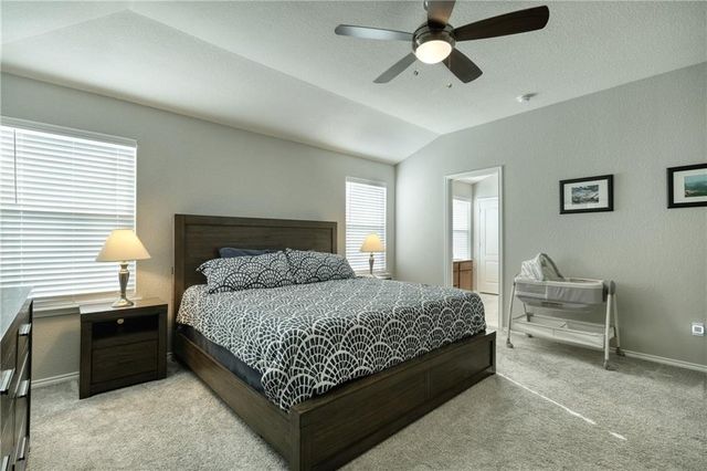 220 Danablu DR, Hutto, TX 78634