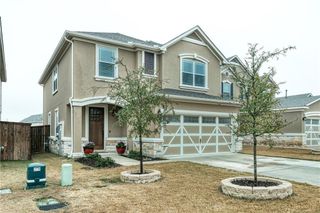 220 Danablu DR, Hutto, TX 78634