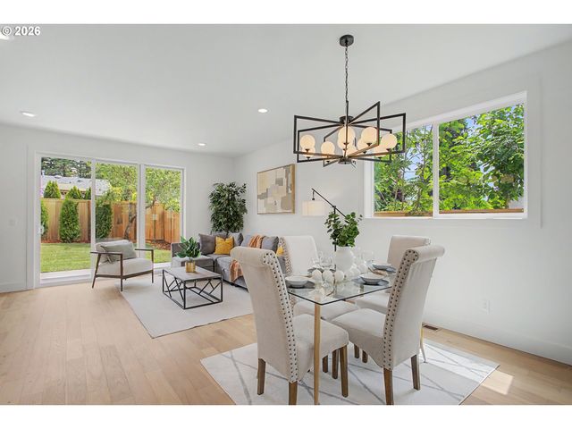 4763 EXETER St, West Linn, OR 97068