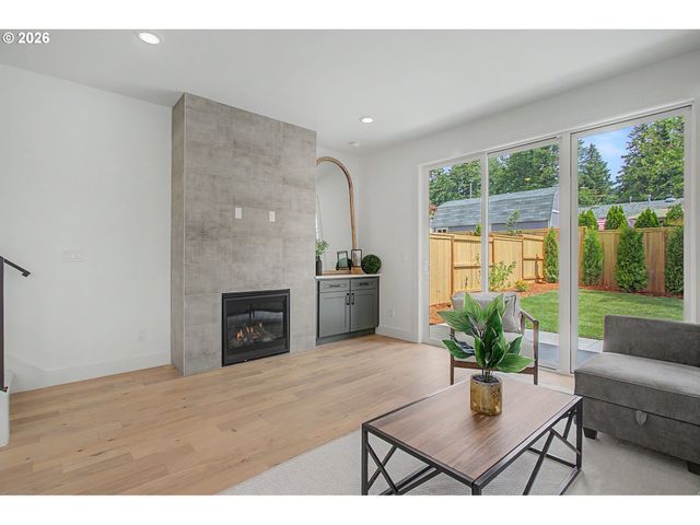 4763 EXETER St, West Linn, OR 97068